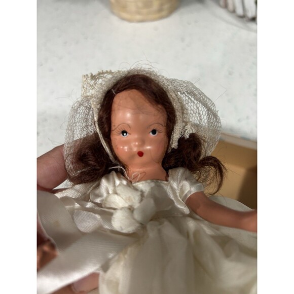 BISQUE Nancy Ann Storybook Doll FAMILY SERIES BRIDE no. 86 - Picture 4 of 8